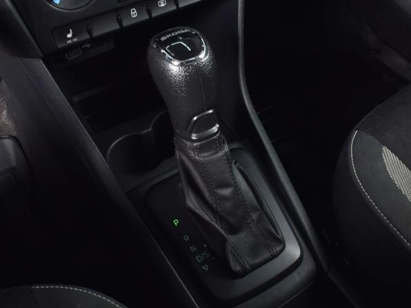 Skoda Rapid I Рестайлинг с пробегом 2018 года, цена 1 354 995 рублей, 88001 км, лифтбек, Автокод Объявления