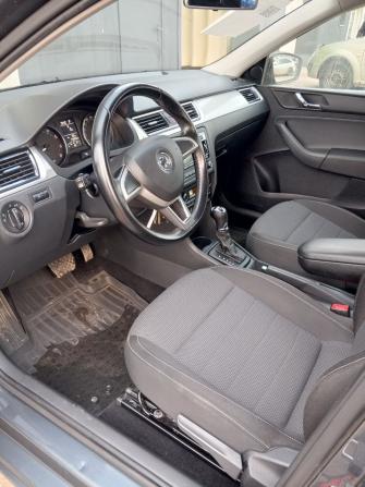 Skoda Rapid I с пробегом 2014 года, цена 1 015 000 рублей, 180000 км, лифтбек, Автокод Объявления