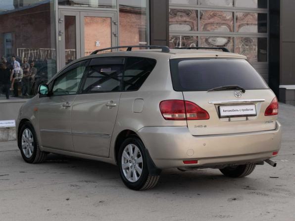 Toyota Ipsum II (M20) с пробегом 2002 года, цена 725 000 рублей, 311014 км, компактвэн, Автокод Объявления