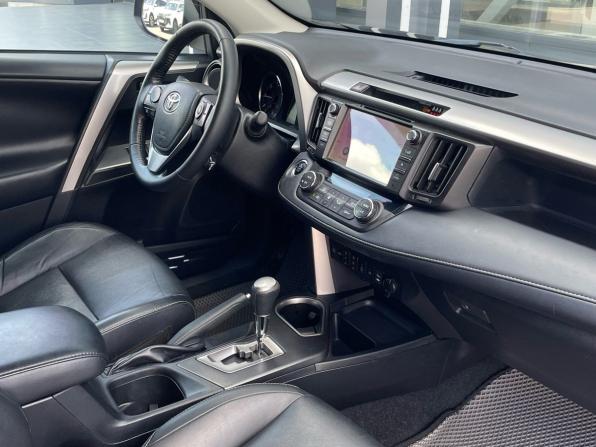 Toyota RAV4 IV (XA40) Рестайлинг с пробегом 2019 года, цена 2 760 000 рублей, 92000 км, внедорожник, Автокод Объявления