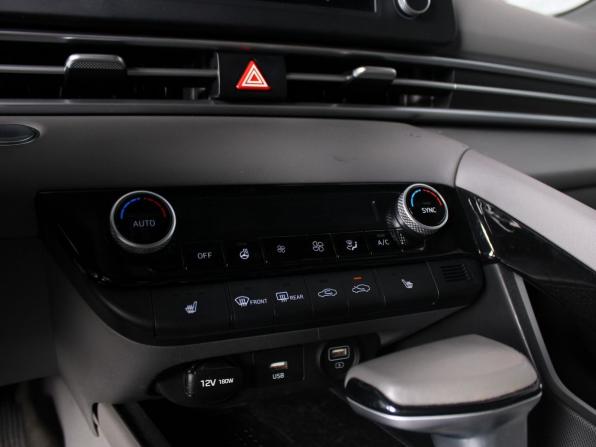 Hyundai Elantra VII (CN7) с пробегом 2021 года, цена 2 080 000 рублей, 78215 км, седан, Автокод Объявления