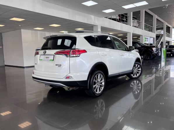 Toyota RAV4 IV (XA40) Рестайлинг с пробегом 2016 года, цена 2 495 000 рублей, 98181 км, внедорожник, Автокод Объявления
