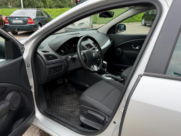 Renault Fluence I с пробегом 2012 года, цена 799 000 рублей, 140000 км, седан, Автокод Объявления