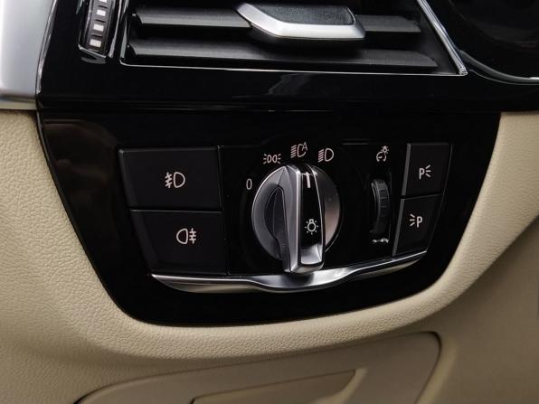 BMW 5 серии VII (G30/G31/G38) с пробегом 2018 года, цена 2 398 000 рублей, 220946 км, седан, Автокод Объявления