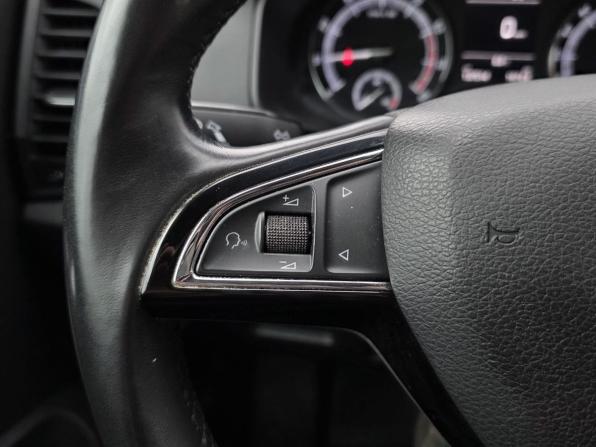 Skoda Karoq I с пробегом 2020 года, цена 1 920 000 рублей, 137516 км, внедорожник, Автокод Объявления