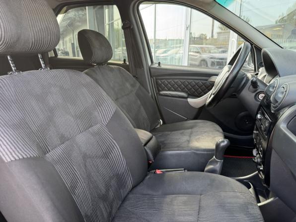 Renault Logan I Рестайлинг с пробегом 2014 года, цена 397 000 рублей, 365988 км, седан, Автокод Объявления