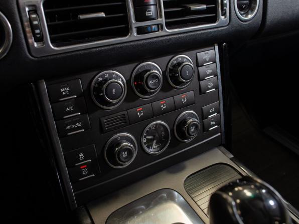 Land Rover Range Rover III Рестайлинг 2 с пробегом 2012 года, цена 1 770 000 рублей, 317021 км, внедорожник, Автокод Объявления