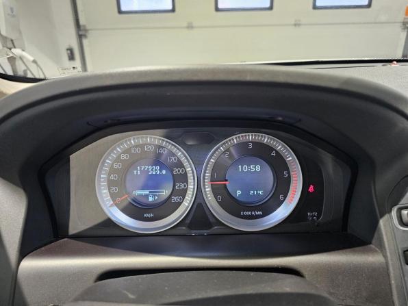 Volvo XC60 I с пробегом 2012 года, цена 1 599 000 рублей, 177990 км, внедорожник, Автокод Объявления