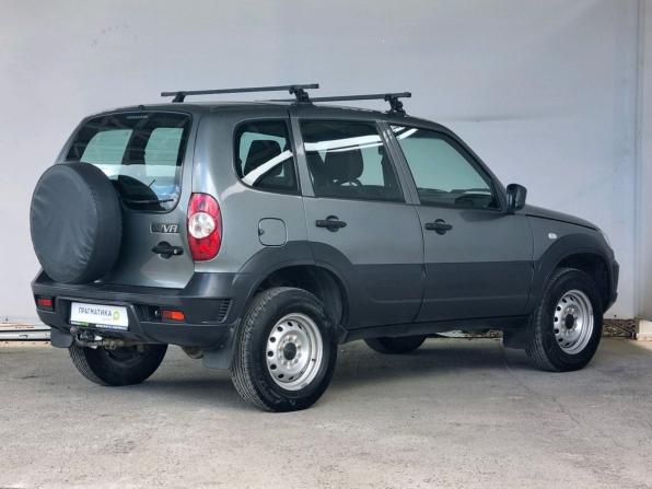 Chevrolet Niva I Рестайлинг с пробегом 2018 года, цена 690 000 рублей, 118654 км, внедорожник, Автокод Объявления