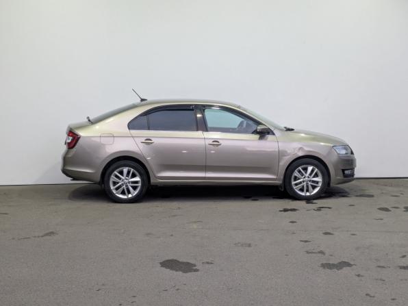 Skoda Rapid I Рестайлинг с пробегом 2018 года, цена 1 450 000 рублей, 65000 км, лифтбек, Автокод Объявления