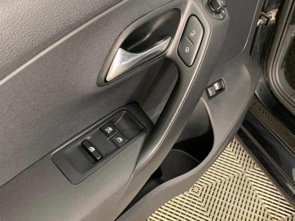 Volkswagen Polo V с пробегом 2014 года, цена 773 000 рублей, 198942 км, седан, Автокод Объявления