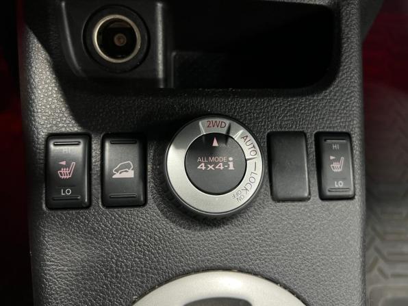 Nissan X-Trail II Рестайлинг с пробегом 2012 года, цена 1 320 000 рублей, 269301 км, внедорожник, Автокод Объявления