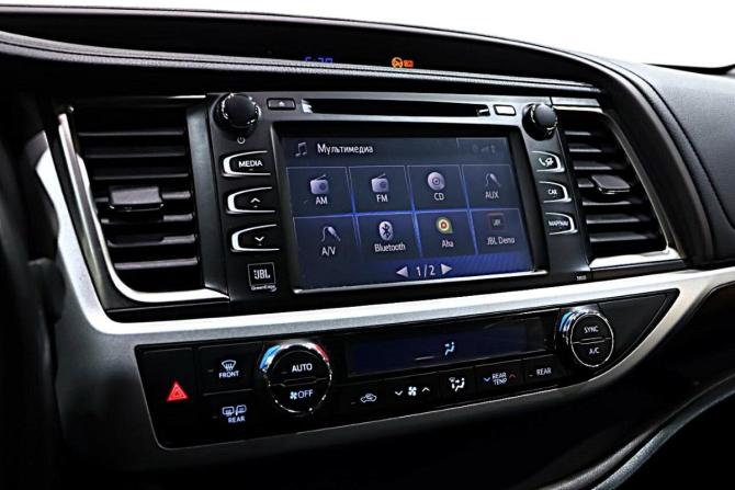 Toyota Highlander III (XU50) с пробегом 2014 года, цена 3 082 000 рублей, 134000 км, внедорожник, Автокод Объявления