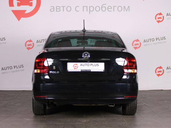 Volkswagen Polo V Рестайлинг с пробегом 2019 года, цена 1 369 000 рублей, 124900 км, седан, Автокод Объявления