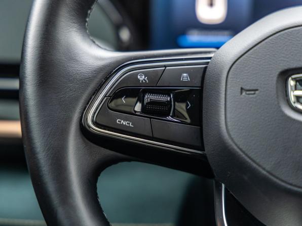 Geely Monjaro I с пробегом 2023 года, цена 3 498 000 рублей, 51823 км, внедорожник, Автокод Объявления