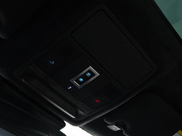 Jaguar F-Pace I с пробегом 2016 года, цена 3 359 077 рублей, 125471 км, внедорожник, Автокод Объявления