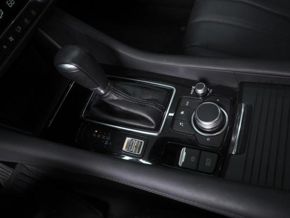 Mazda 6 III (GJ) Рестайлинг 2 с пробегом 2021 года, цена 2 950 000 рублей, 21264 км, седан, Автокод Объявления