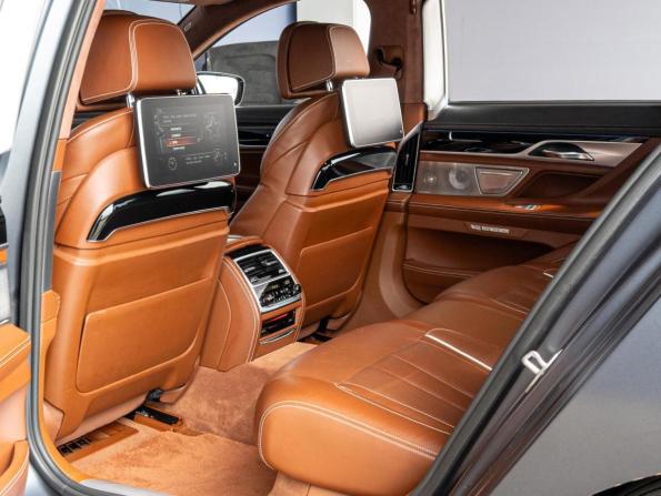 BMW 7 серии VI (G11/G12) с пробегом 2016 года, цена 4 700 000 рублей, 167010 км, седан, Автокод Объявления