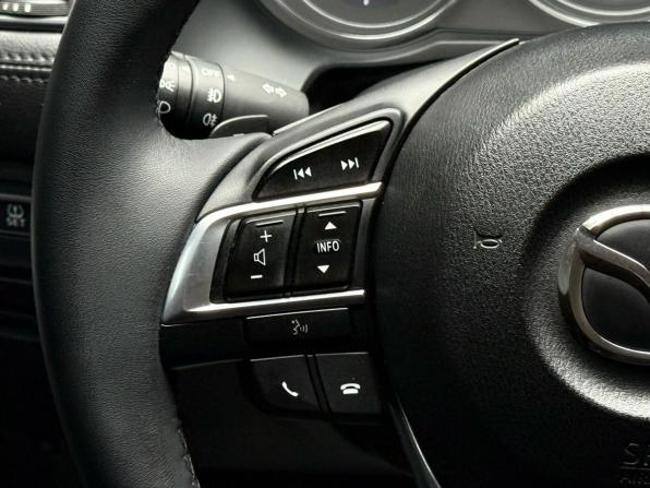 Mazda 6 III (GJ) Рестайлинг с пробегом 2015 года, цена 1 899 000 рублей, 126327 км, седан, Автокод Объявления