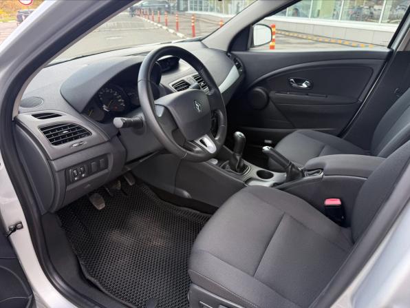 Renault Fluence I с пробегом 2012 года, цена 720 000 рублей, 75000 км, седан, Автокод Объявления