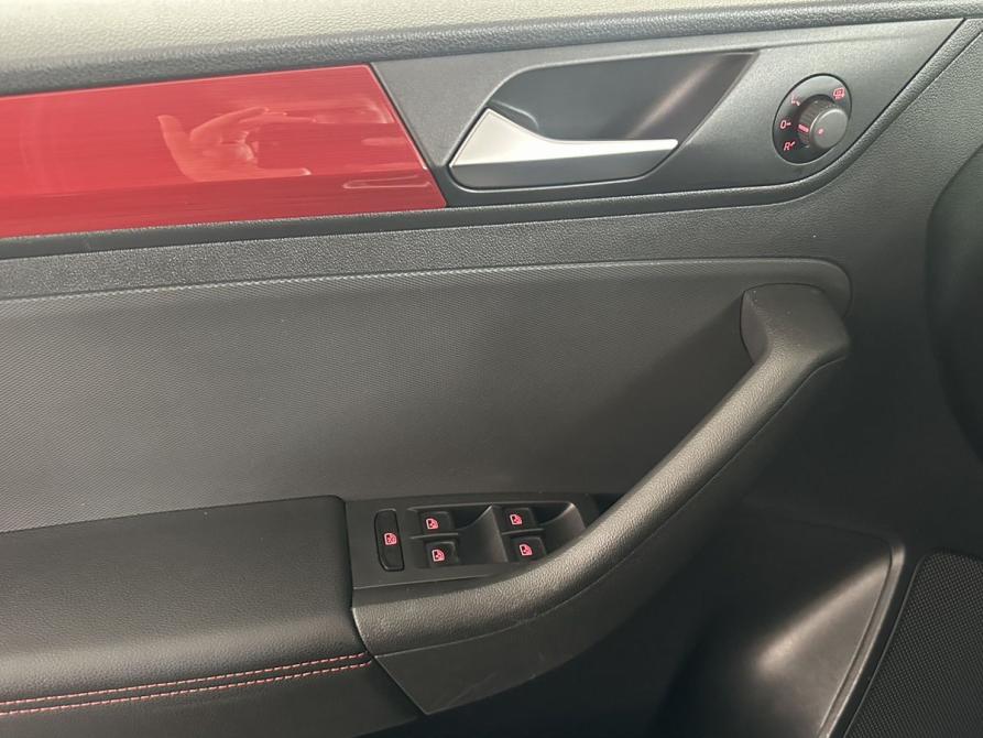 Volkswagen Polo VI Москва  - изображение 18
