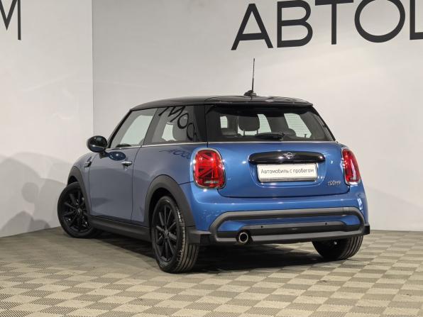 Mini Hatch III (F55/F56) Рестайлинг 2 с пробегом 2021 года, цена 3 199 700 рублей, 15841 км, хэтчбек, Автокод Объявления