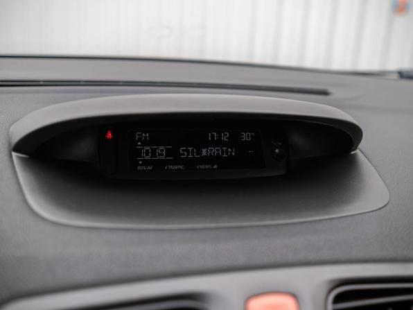 Renault Fluence I с пробегом 2011 года, цена 729 000 рублей, 72989 км, седан, Автокод Объявления