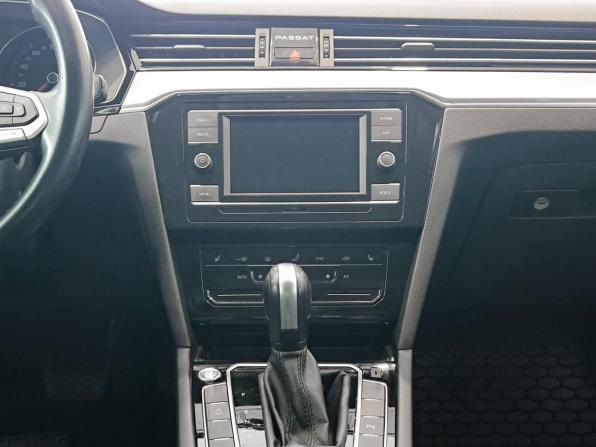 Volkswagen Passat B8 Рестайлинг с пробегом 2020 года, цена 2 350 000 рублей, 93285 км, седан, Автокод Объявления