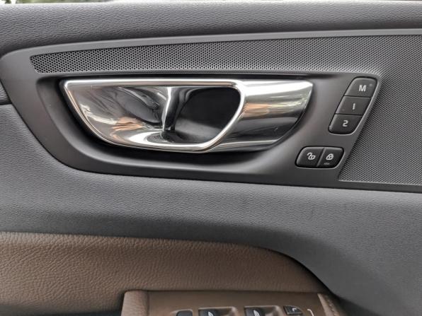 Volvo XC60 II с пробегом 2019 года, цена 3 990 000 рублей, 65466 км, внедорожник, Автокод Объявления