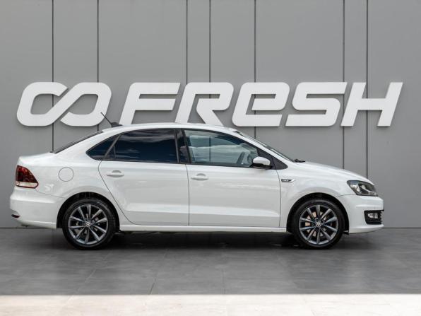 Volkswagen Polo V Рестайлинг с пробегом 2018 года, цена 1 445 000 рублей, 188435 км, седан, Автокод Объявления