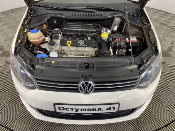 Volkswagen Polo V с пробегом 2015 года, цена 899 000 рублей, 108000 км, седан, Автокод Объявления