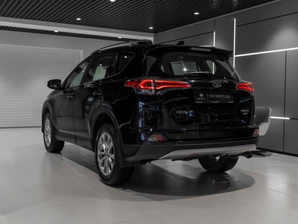 Toyota RAV4 IV (XA40) Рестайлинг с пробегом 2017 года, цена 2 690 000 рублей, 84637 км, внедорожник, Автокод Объявления