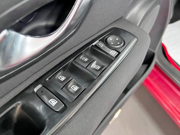 Renault Fluence I с пробегом 2011 года, цена 675 000 рублей, 227435 км, седан, Автокод Объявления