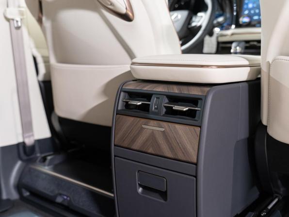 Новый Lexus LM II 2026 года, цена 17 290 000 рублей, минивэн, Автокод Объявления