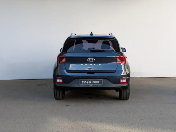 Hyundai Venue I с пробегом 2021 года, цена 1 800 000 рублей, 49110 км, внедорожник, Автокод Объявления