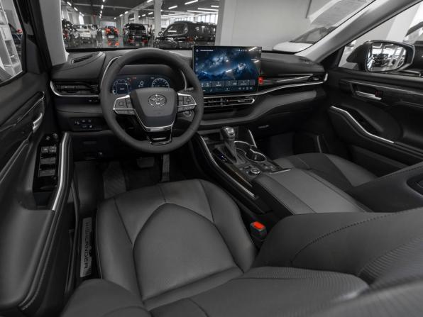 Toyota Highlander IV (XU70) с пробегом 2026 года, цена 5 600 000 рублей, 30 км, внедорожник, Автокод Объявления