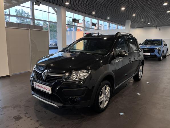 Renault Sandero II с пробегом 2017 года, цена 1 049 000 рублей, 105889 км, хэтчбек, Автокод Объявления
