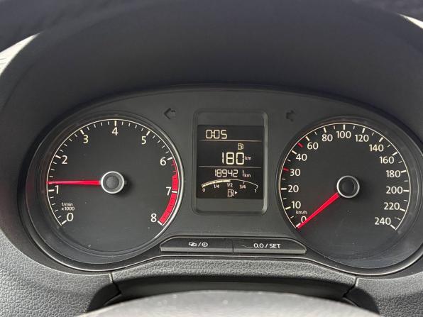 Volkswagen Polo V Рестайлинг с пробегом 2017 года, цена 949 000 рублей, 189421 км, седан, Автокод Объявления