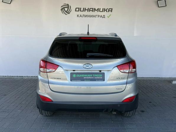 Hyundai ix35 I с пробегом 2011 года, цена 1 180 000 рублей, 208061 км, внедорожник, Автокод Объявления