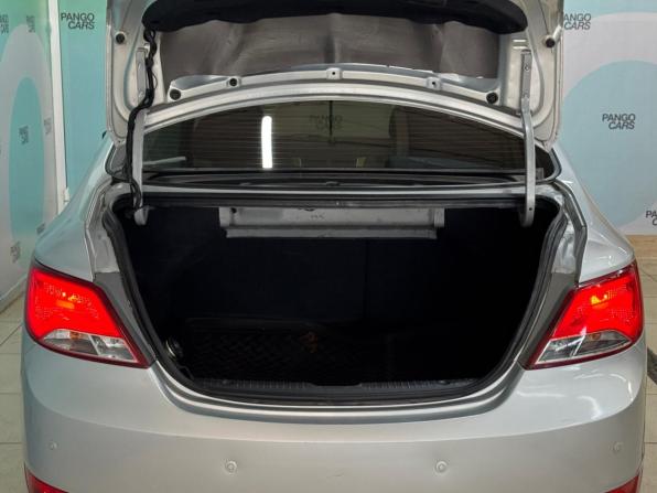 Hyundai Solaris I Рестайлинг с пробегом 2015 года, цена 995 000 рублей, 113000 км, седан, Автокод Объявления