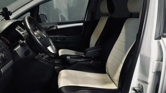 Opel Zafira B Рестайлинг с пробегом 2014 года, цена 820 000 рублей, 178321 км, минивэн, Автокод Объявления