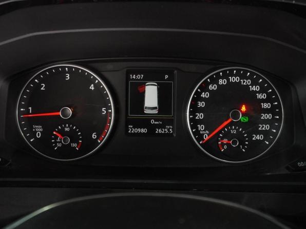 Volkswagen Multivan T6 с пробегом 2018 года, цена 3 069 000 рублей, 220980 км, минивэн, Автокод Объявления