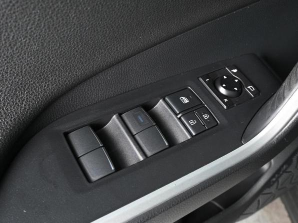 Toyota RAV4 V (XA50) с пробегом 2021 года, цена 3 199 000 рублей, 113671 км, внедорожник, Автокод Объявления