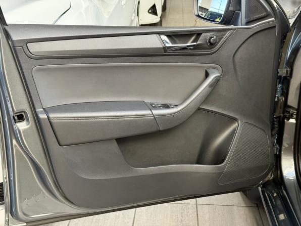 Skoda Rapid II с пробегом 2021 года, цена 1 699 000 рублей, 69300 км, лифтбек, Автокод Объявления