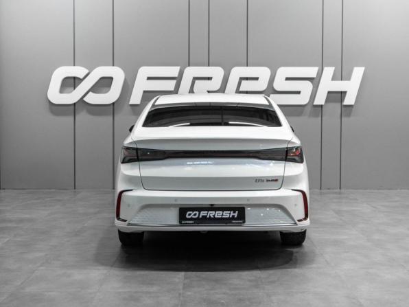 BAIC U5 Plus с пробегом 2023 года, цена 1 249 000 рублей, 54118 км, седан, Автокод Объявления