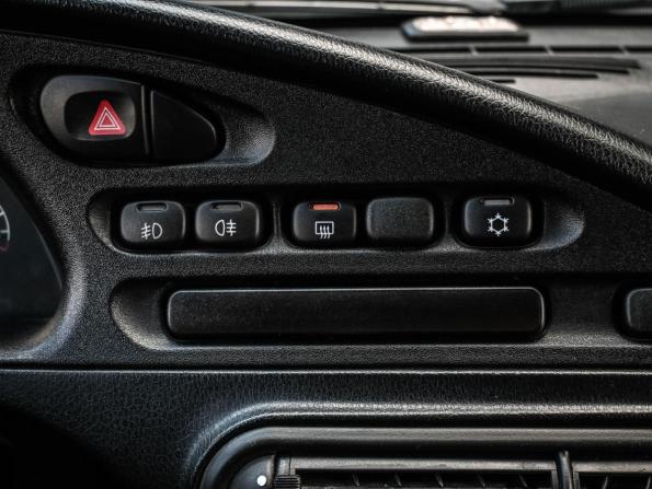 Chevrolet Niva I Рестайлинг с пробегом 2018 года, цена 989 000 рублей, 140303 км, внедорожник, Автокод Объявления
