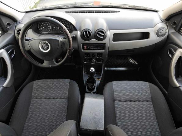 Renault Logan I Рестайлинг с пробегом 2010 года, цена 350 000 рублей, 156141 км, седан, Автокод Объявления