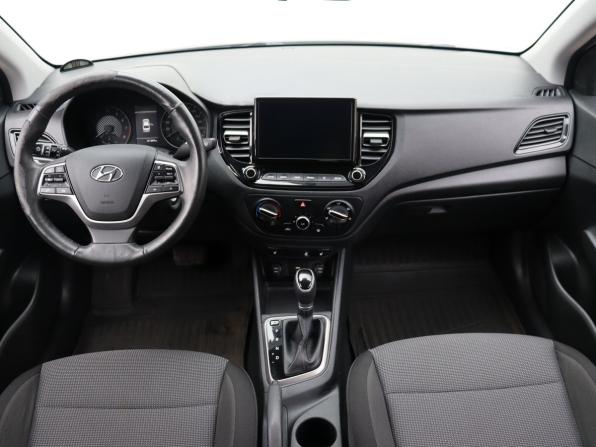 Hyundai Solaris II Рестайлинг с пробегом 2022 года, цена 1 449 000 рублей, 141369 км, седан, Автокод Объявления