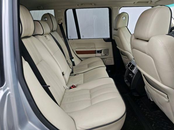 Land Rover Range Rover III Рестайлинг 2 с пробегом 2010 года, цена 1 699 000 рублей, 218751 км, внедорожник, Автокод Объявления