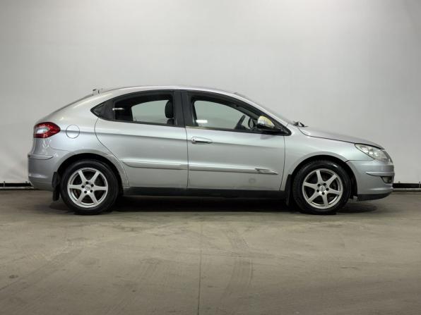 Chery M11 (A3) с пробегом 2010 года, цена 250 000 рублей, 124411 км, хэтчбек, Автокод Объявления